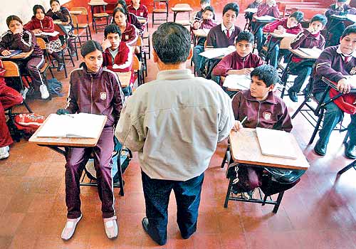 Frente Amplio terminará con el lucro en la educación