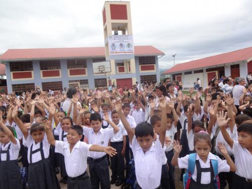 Iniciativas de Apurímac y Amazonas para resolver problemas de la educación rural