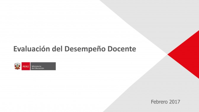 Exposición sobre evaluación de desempeño por Giuliana Espinoza