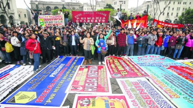 División de maestros complica vuelta a clases