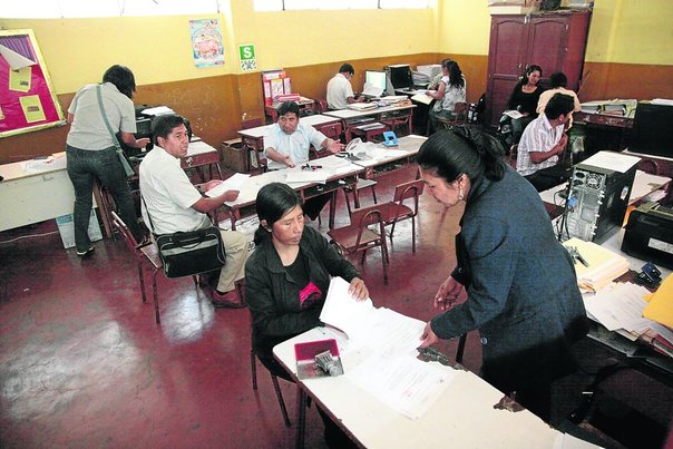 Tacna: devolverán descuentos a maestros después que recuperen clases