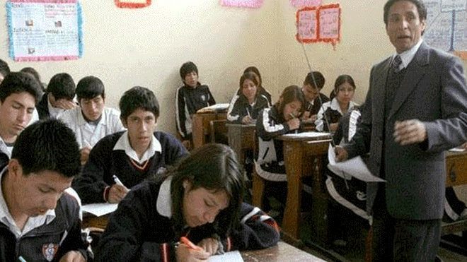 Arequipa: Proponen ampliación a 6 años en secundaria