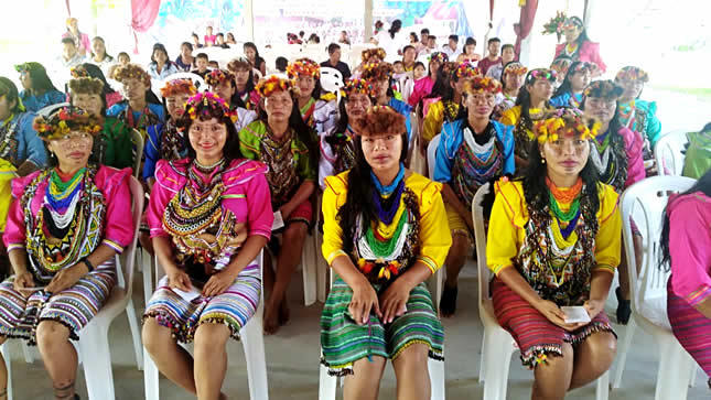 Loreto: Más de sesenta maestras shawi ya tienen título pedagógico