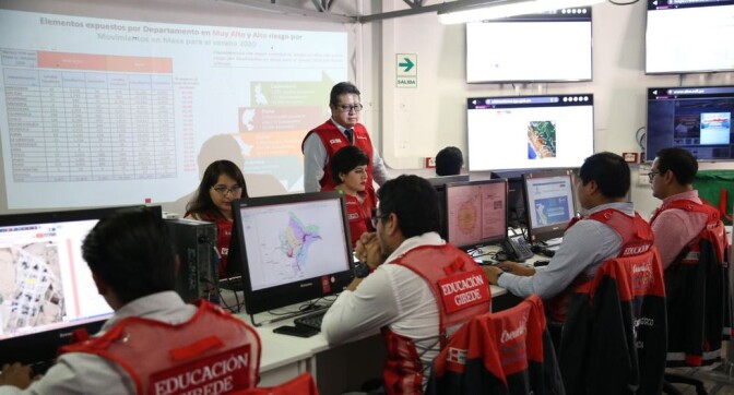 Minedu monitorea riesgos y emergencias en colegios de todo el país