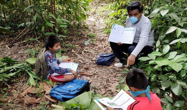 Madre de Dios: Profesores acuden a casas de alumnos matsinguekas para que no pierdan clases